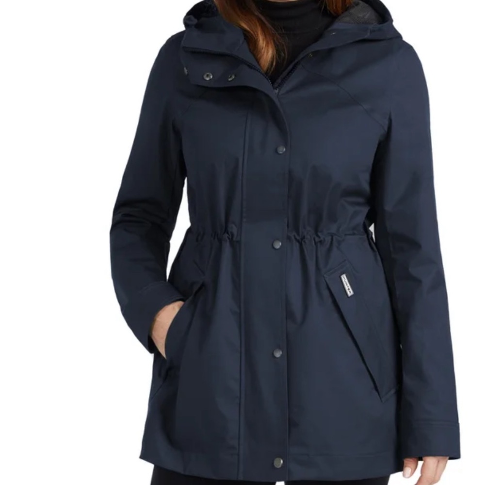 NWT. Hunter Women's Jacket. Color - Blue